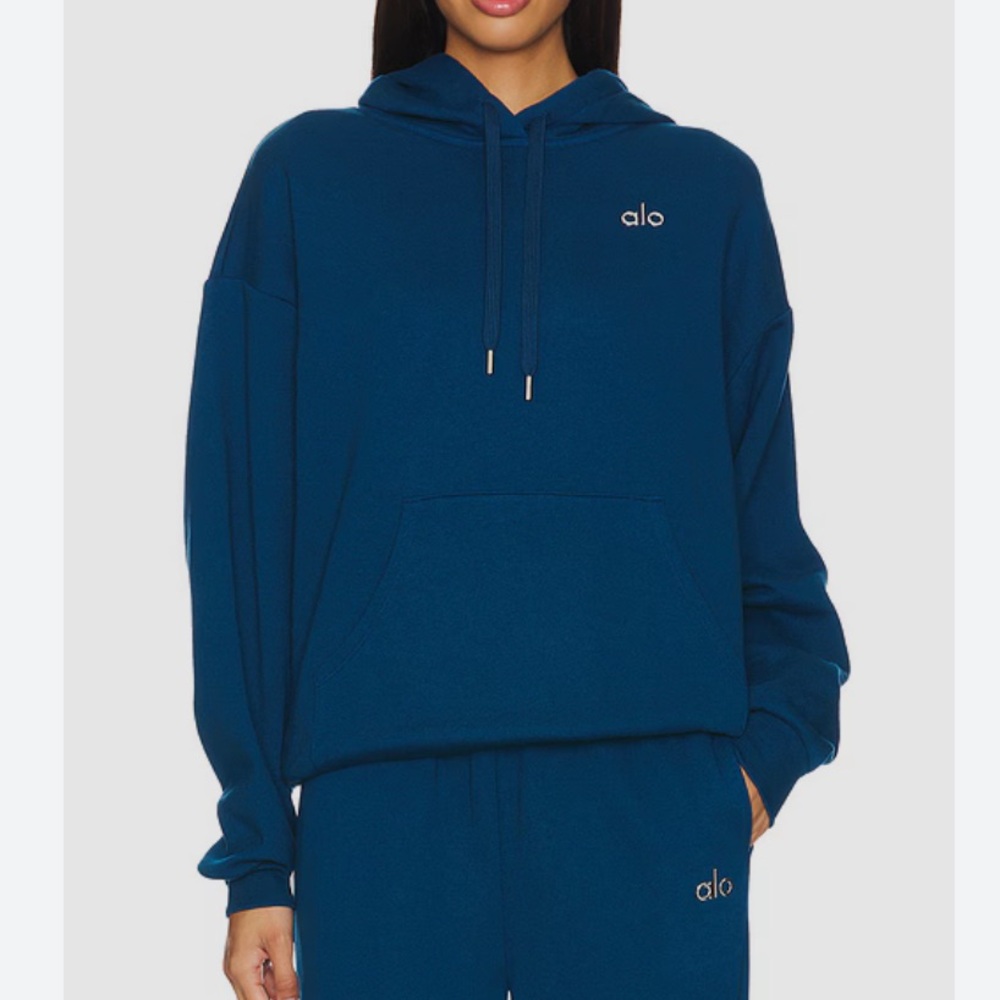 ALO Yoga Women's Blue Hoodie Sweater